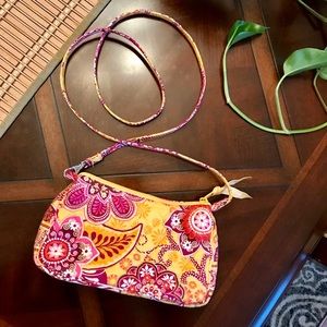 ✨VERA BRADLEY Crossbody Purse in Bali Gold Pattern